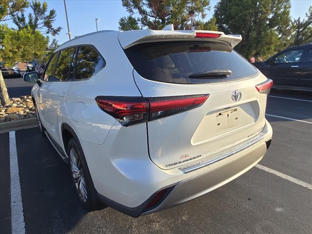 2021 Toyota Highlander Platinum