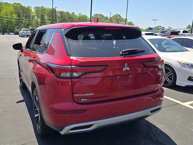 2023 Mitsubishi Outlander SE
