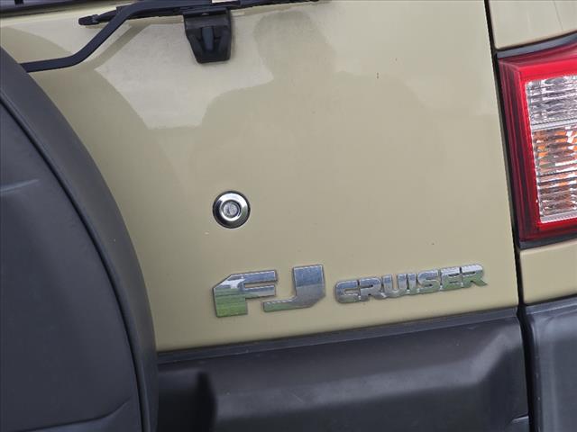 2011 Toyota FJ Cruiser Base
