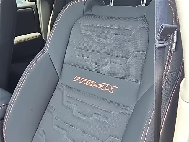 2024 Nissan Frontier PRO-4X