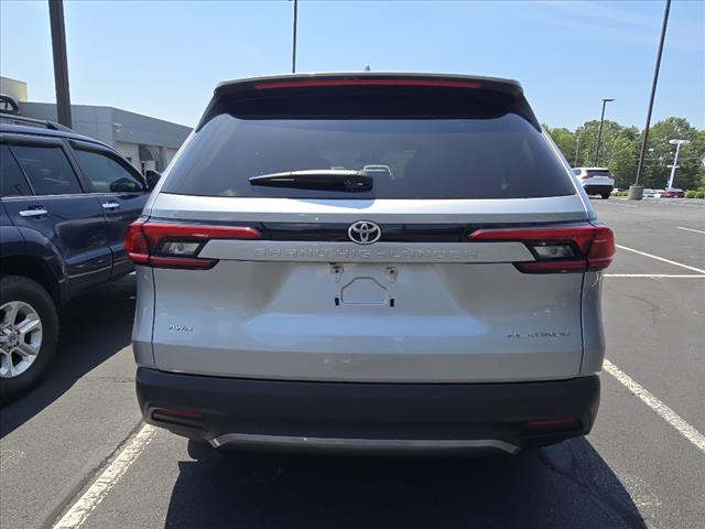 2024 Toyota Grand Highlander Platinum