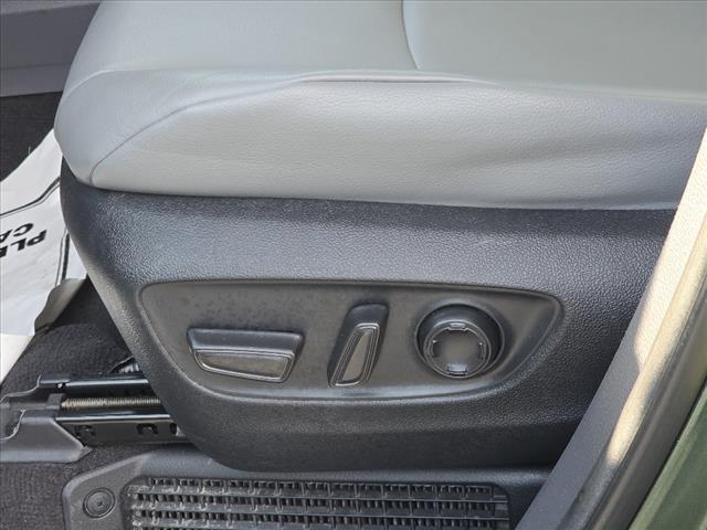 2024 Toyota Sienna XLE 8 Passenger