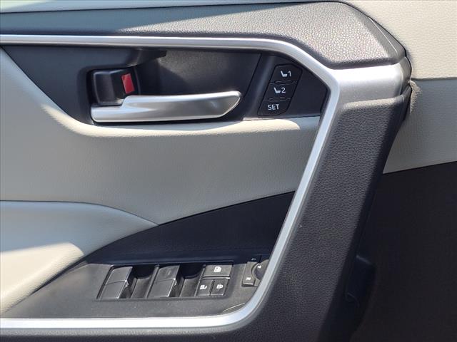 2021 Toyota RAV4 Hybrid XLE Premium