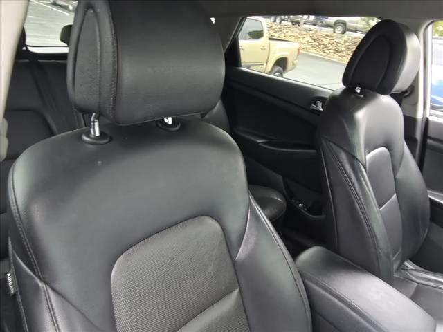 2017 Hyundai TUCSON SE Plus