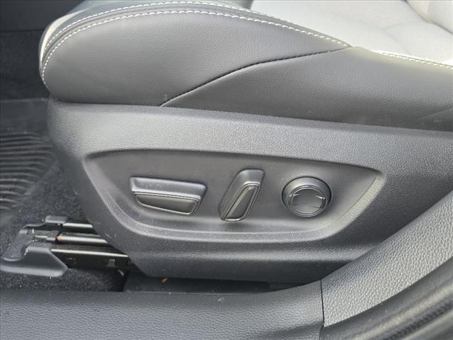 2025 Toyota Corolla Hatchback XSE