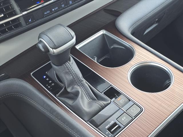 2024 Toyota Sienna XLE 8 Passenger