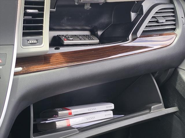 2020 Toyota Sienna Limited Premium 7 Passenger