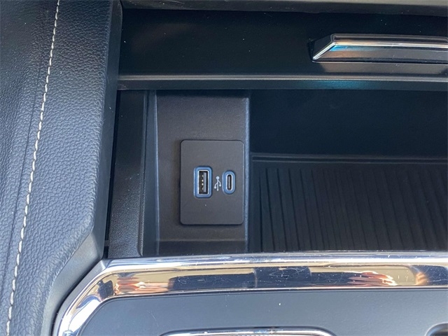 2022 Ford Expedition MAX XLT