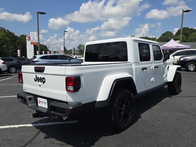 2025 Jeep Gladiator Nighthawk