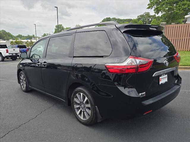 2020 Toyota Sienna Limited Premium 7 Passenger