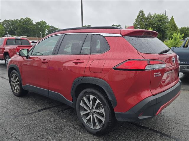2024 Toyota Corolla Cross XLE