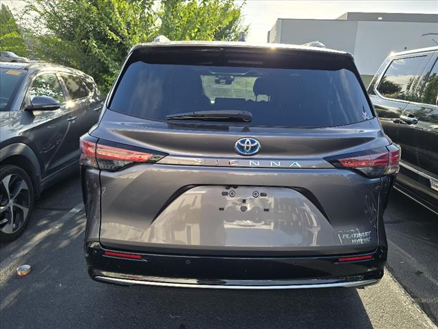 2021 Toyota Sienna Platinum 7 Passenger