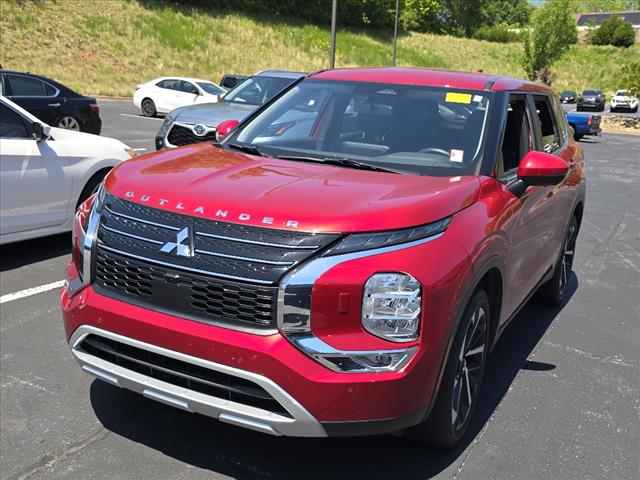 2023 Mitsubishi Outlander SE