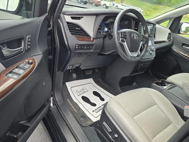 2020 Toyota Sienna Limited Premium 7 Passenger