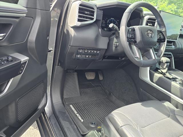 2024 Toyota Sequoia Platinum