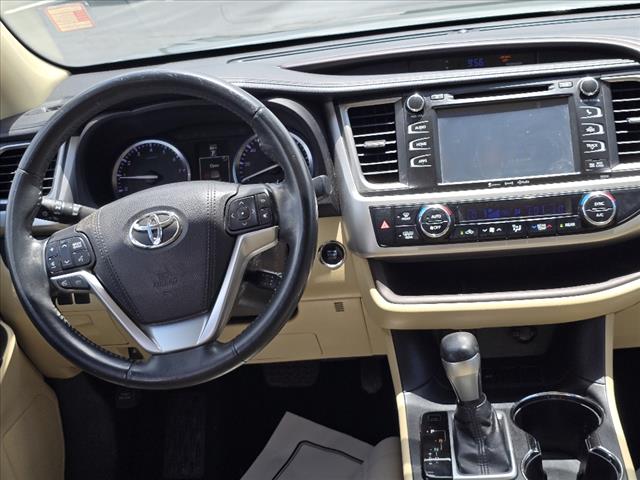 2016 Toyota Highlander XLE V6