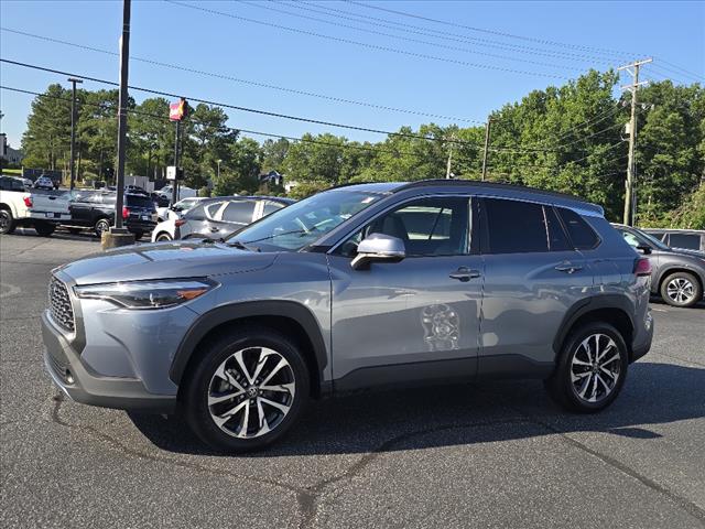 2024 Toyota Corolla Cross XLE