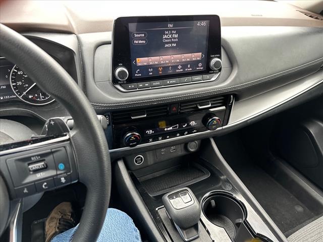 2021 Nissan Rogue SV - Photo 12