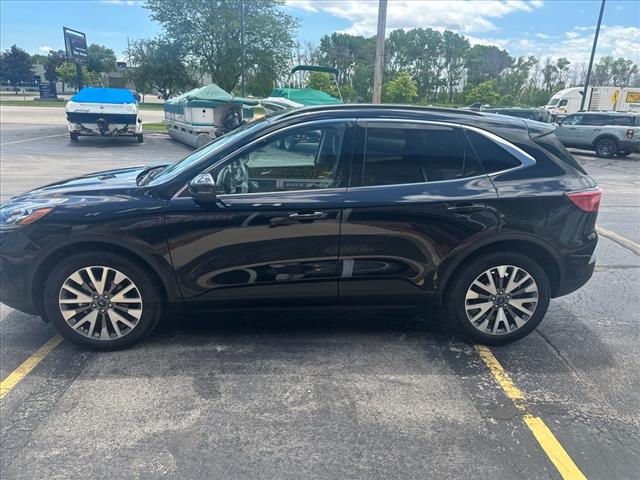 2020 Ford Escape Titanium - Photo 2