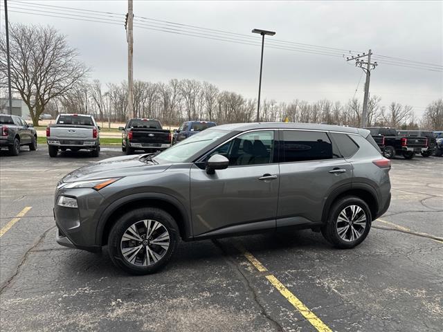 2021 Nissan Rogue SV - Photo 2
