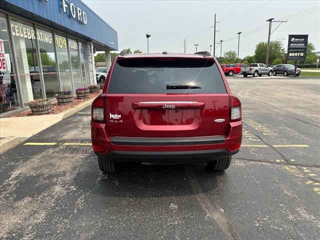 2016 Jeep Compass Latitude - Photo 4