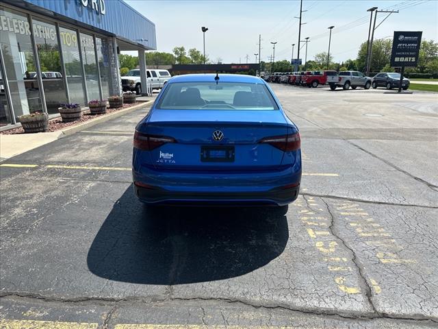 2023 Volkswagen Jetta S - Photo 4