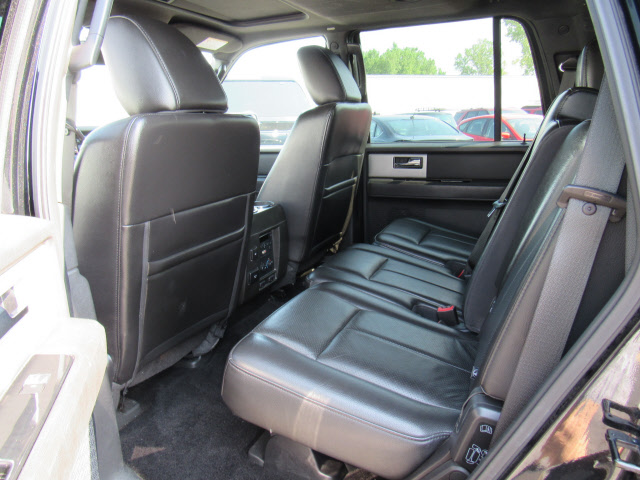 2011 Ford Expedition Limited - Photo 9