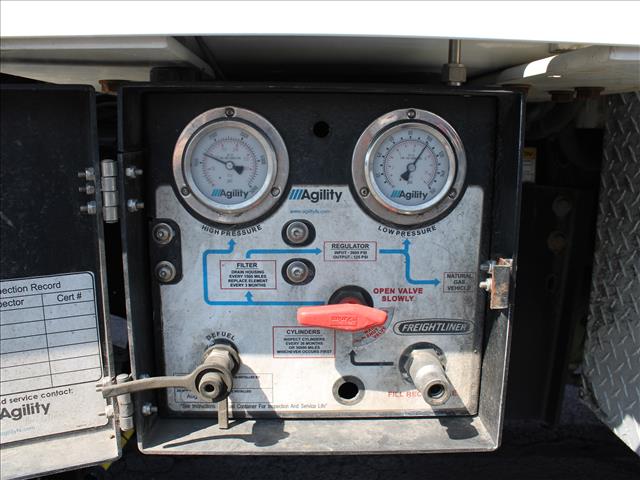 2015 Freightliner M2 112 Medium Duty Regular Cab RWD DRW Crane/Service Truck