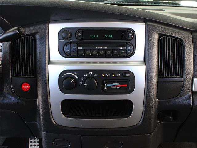 2005 Dodge Ram 1500 SRT-10 Base