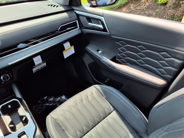 2025 Mitsubishi Outlander 