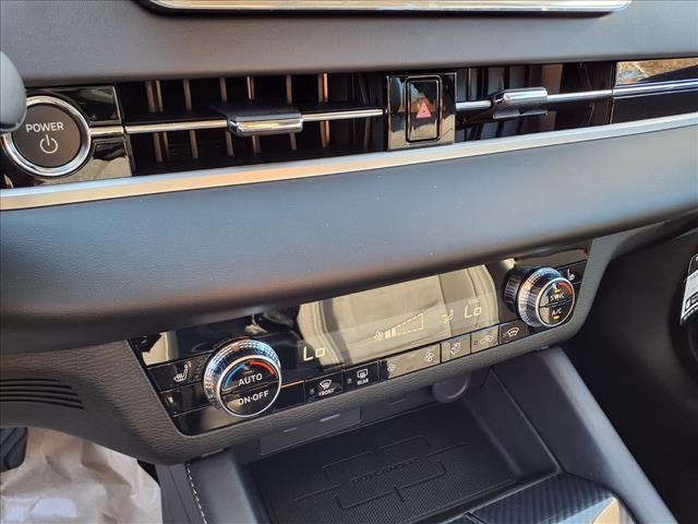 2025 Mitsubishi Outlander PHEV SE