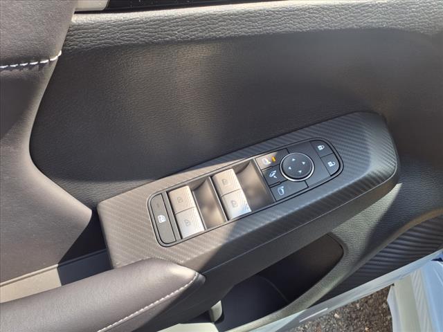 2025 Mitsubishi Outlander PHEV SE