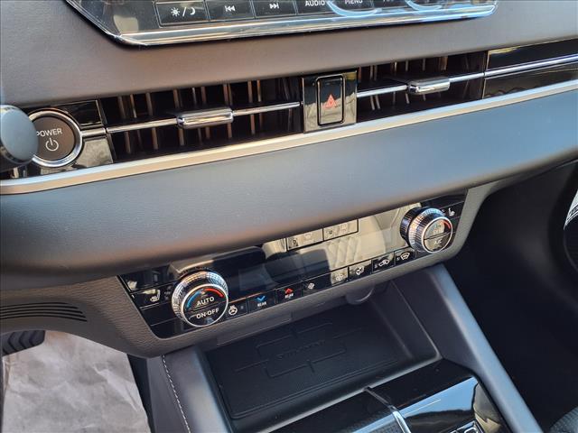 2025 Mitsubishi Outlander PHEV SEL Black Edition