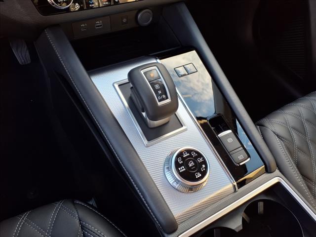 2025 Mitsubishi Outlander PHEV SEL