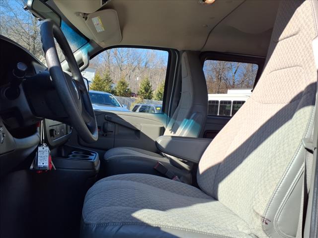 2022 Chevrolet Express LS Passenger