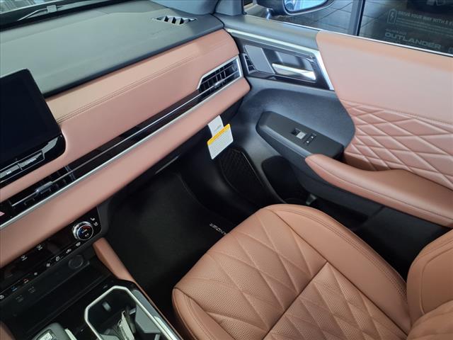 2025 Mitsubishi Outlander 
