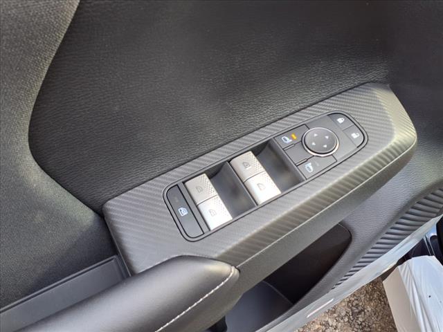2025 Mitsubishi Outlander PHEV ES