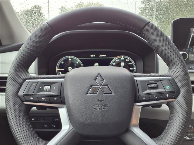 2025 Mitsubishi Outlander PHEV SEL