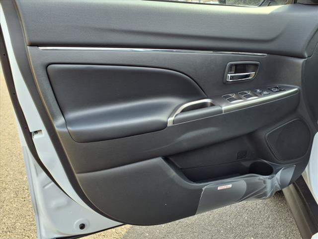2024 Mitsubishi Outlander Sport SE