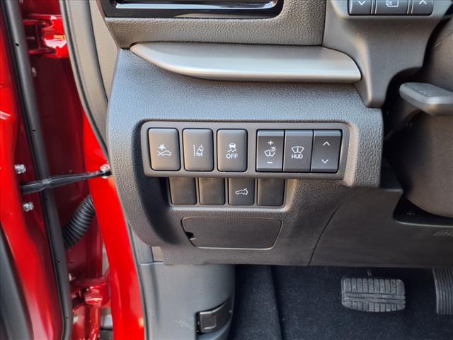 2025 Mitsubishi Eclipse Cross SE