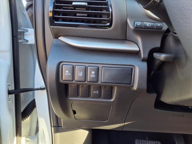 2025 Mitsubishi Eclipse Cross SE