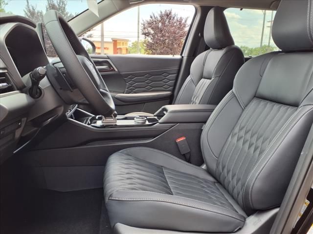 2025 Mitsubishi Outlander SEL