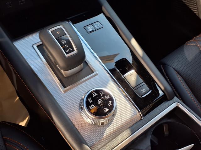 2025 Mitsubishi Outlander PHEV SEL