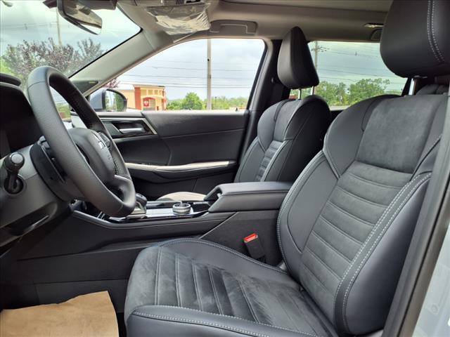 2025 Mitsubishi Outlander 