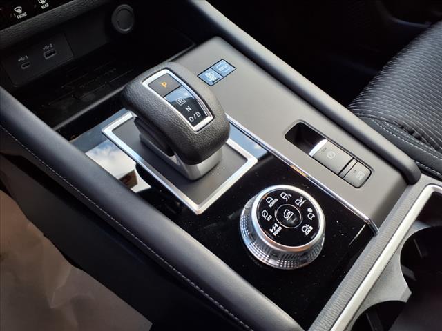 2025 Mitsubishi Outlander PHEV ES