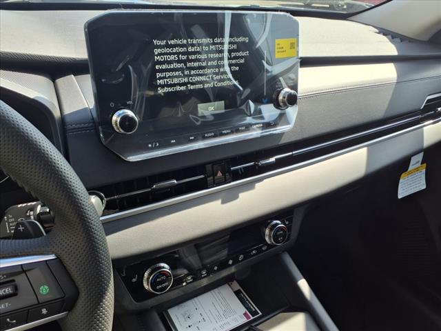 2025 Mitsubishi Outlander PHEV SE