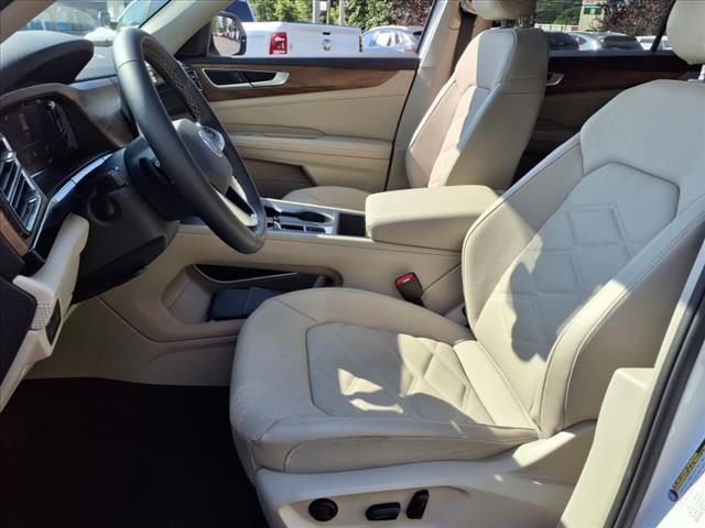 2024 Volkswagen Atlas 2.0T SE