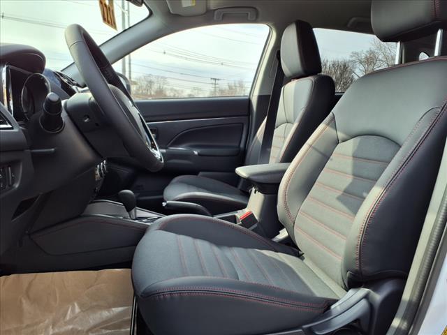 2024 Mitsubishi Outlander Sport SE