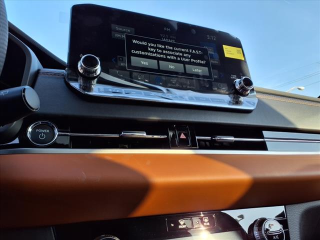2025 Mitsubishi Outlander PHEV SEL