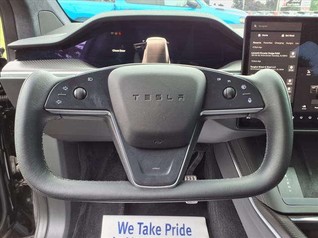 2023 Tesla Model X Plaid